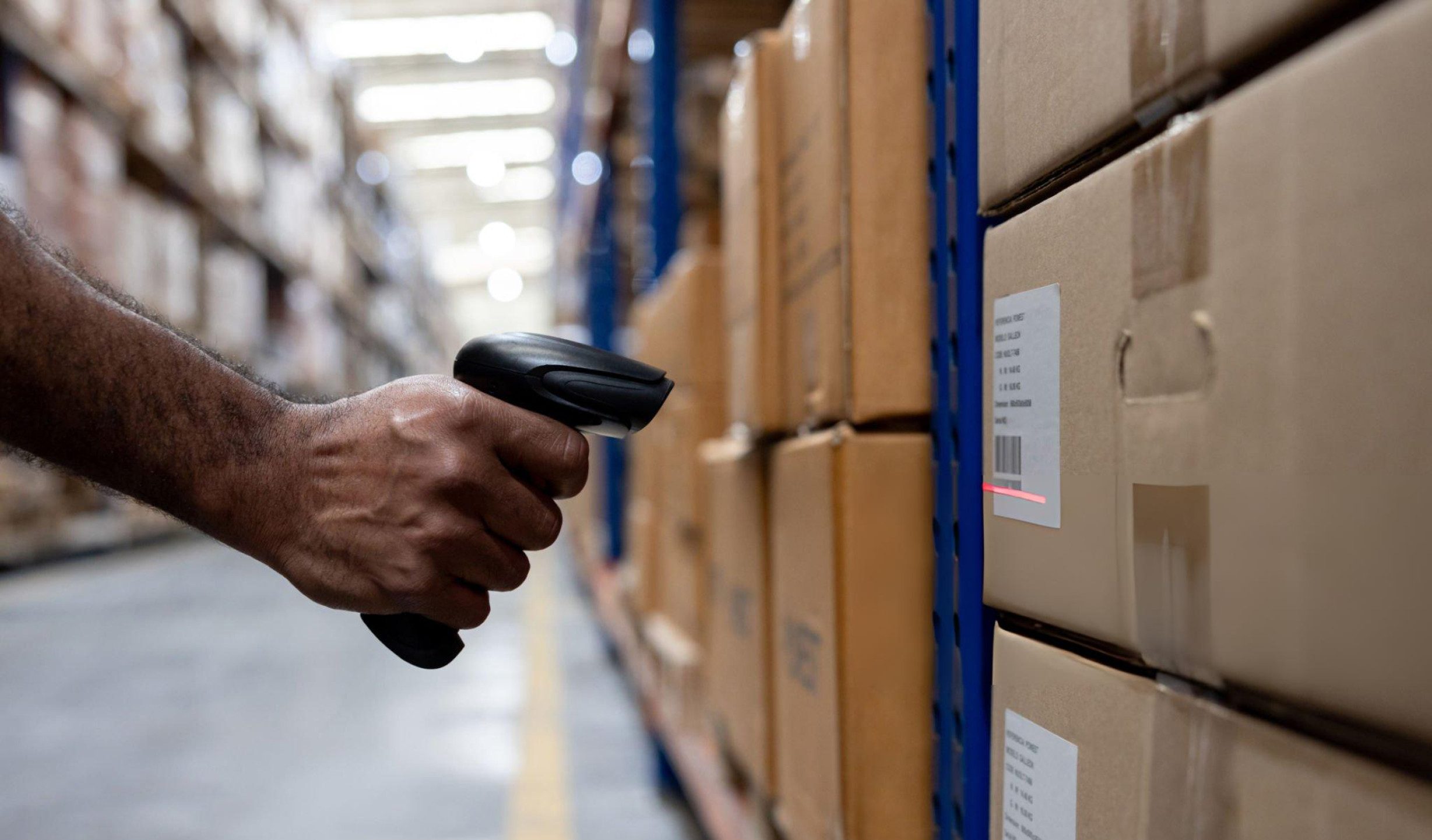 Depolama ve stok yonetimi operasyonu